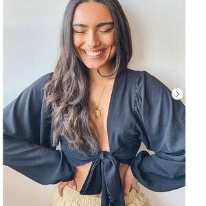 Boohoo Blue Tie Front Crop Blouse